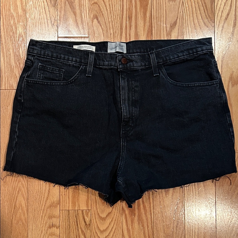 Universal Thread Women's Black Jean Shorts